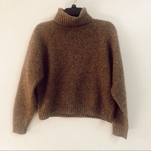 GAP Cropped Wool Sweater sz small✨